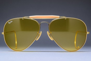 B&L Ray-Ban Outdoorsman II Ambermatic Lens