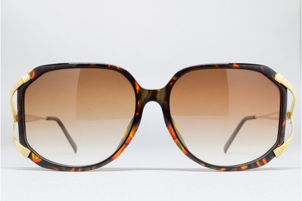 Christian Dior 2690A 10 (57-14) / GERMANY Christian Dior 2690A 10 (57-14) / GERMANY
