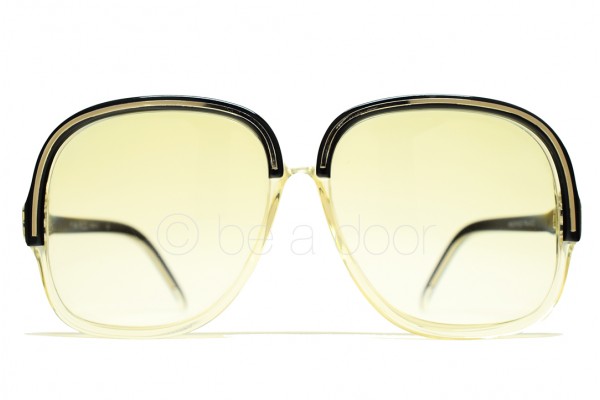 1980s NINA RICCI 113-MNO (56-15) / FRANCE 1980s NINA RICCI 113-MNO (56-15) / FRANCE