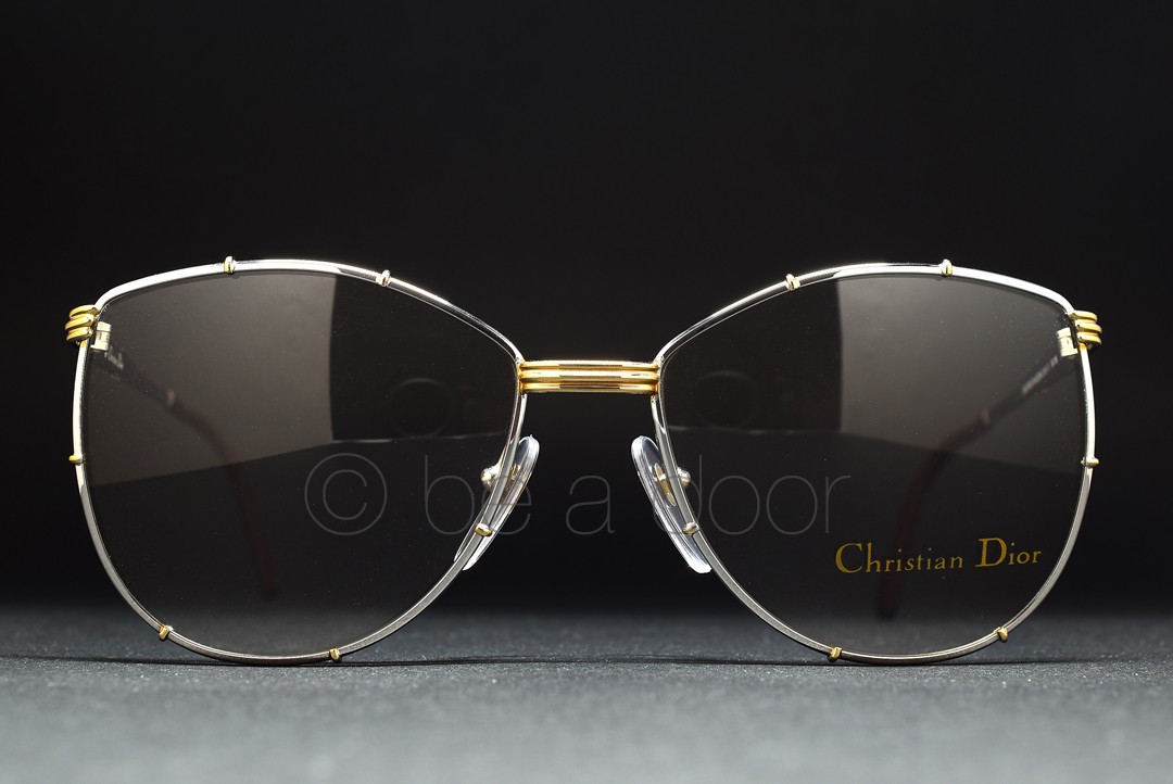 Christian Dior 正規品 オーストリア ヴィンテージ ゴールド 眼鏡 Christian Dior(クリスチャンディオール)2988A 49 ゴールド